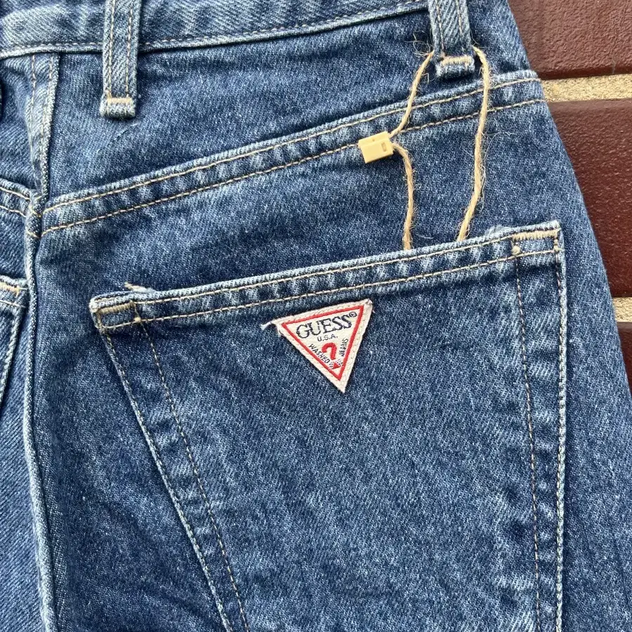 (23~24)90s Vintage GUESS