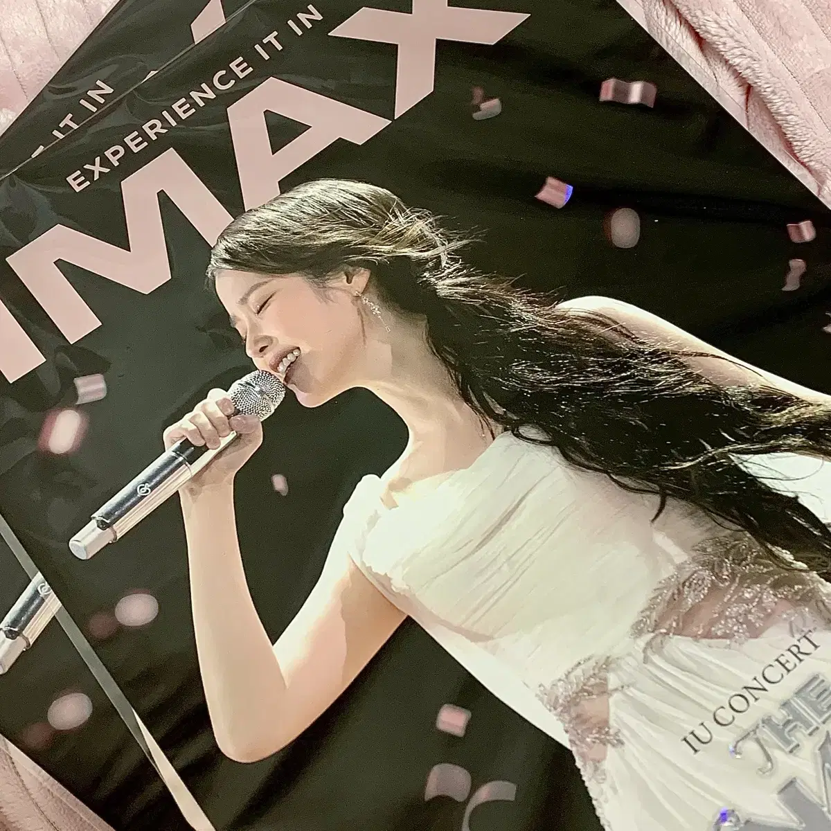 CGV 아이유 아이맥스 포스터 (더위닝) 미개봉 / IMAX 특전