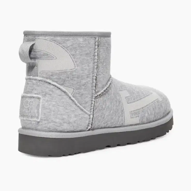 ugg x telfar(어그 x 텔파) fleece mini boot