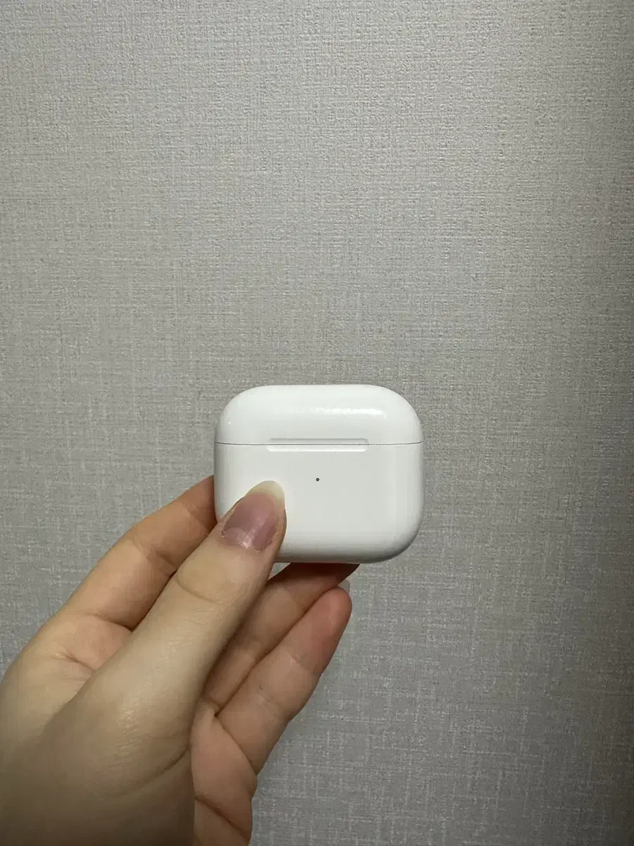 airpods 에어팟 3세대 판매합니다.