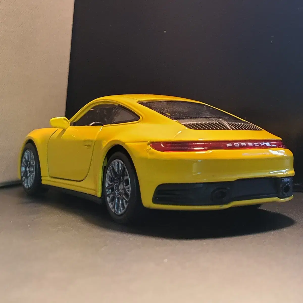 포르쉐(PORSCHE 911 Carrera 4S)자동차 피규어