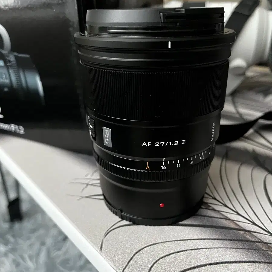 빌트록스 27mm f1.2 니콘 z 마운트 (최상급 컨디션)