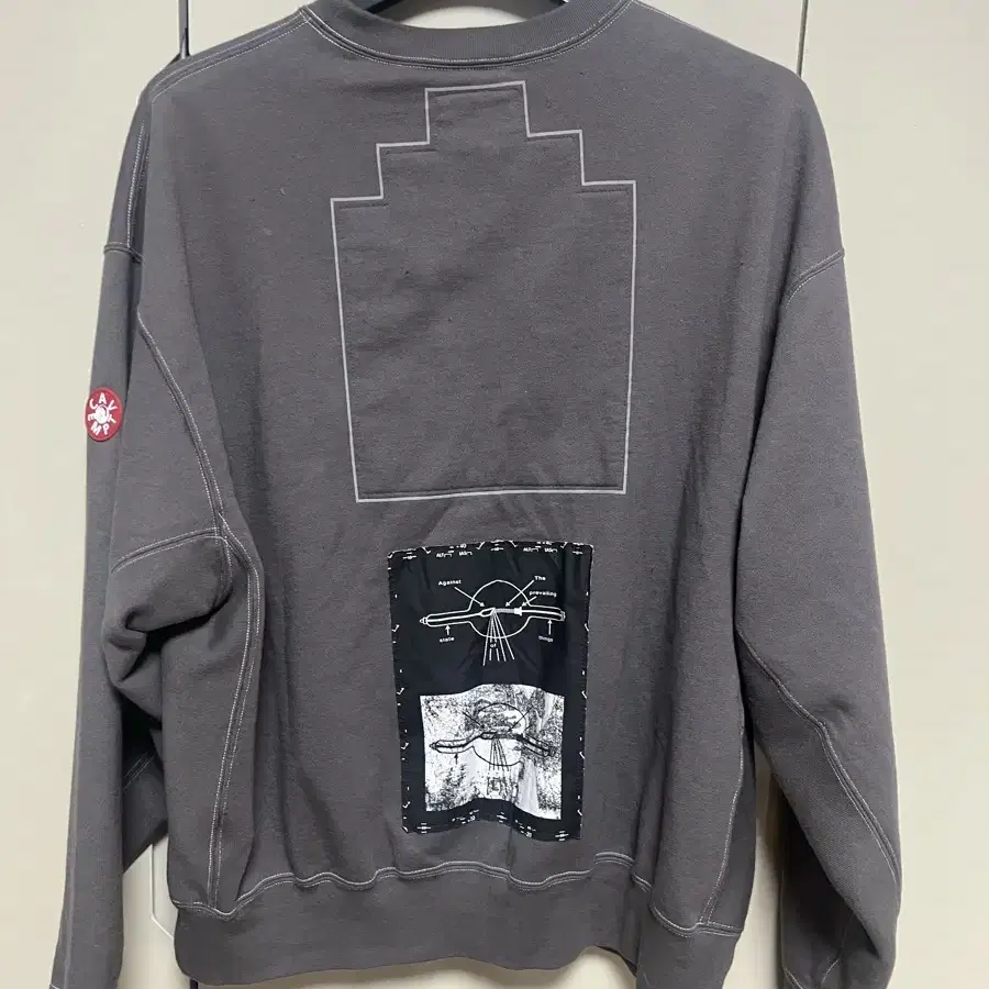 cav empt 카브엠트 맨투맨 새상품