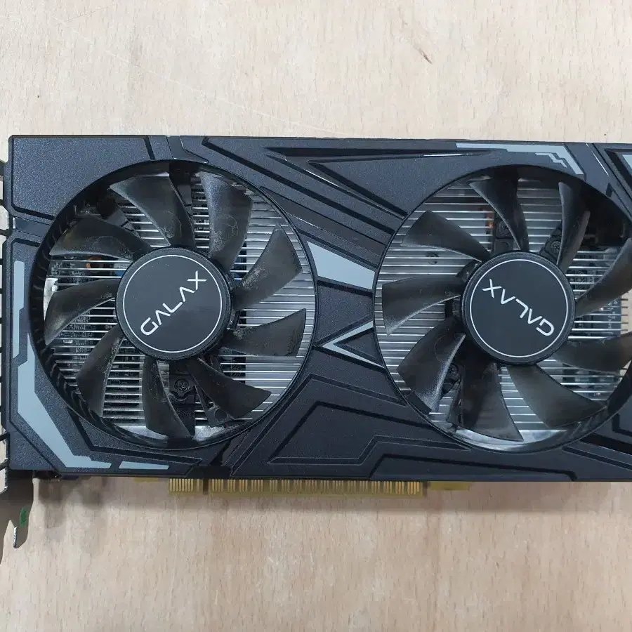 갤럭시 지포스 GTX 1650 SUPER 4G 그래픽카드