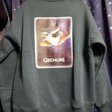새상품 GREMLINS 그래픽 트레이너 XL 사이즈 Right-on