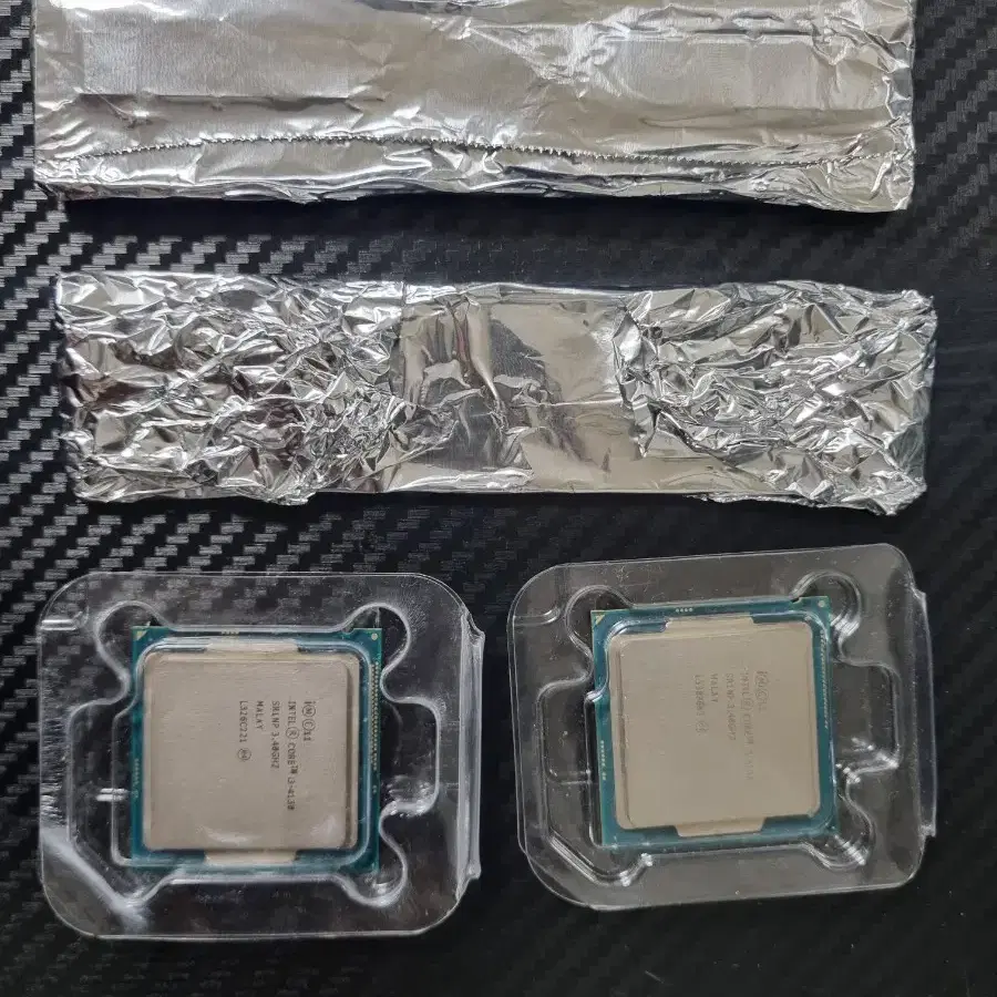 i3 4세대 cpu2개 , ddr4 8g 2장 팝니다.