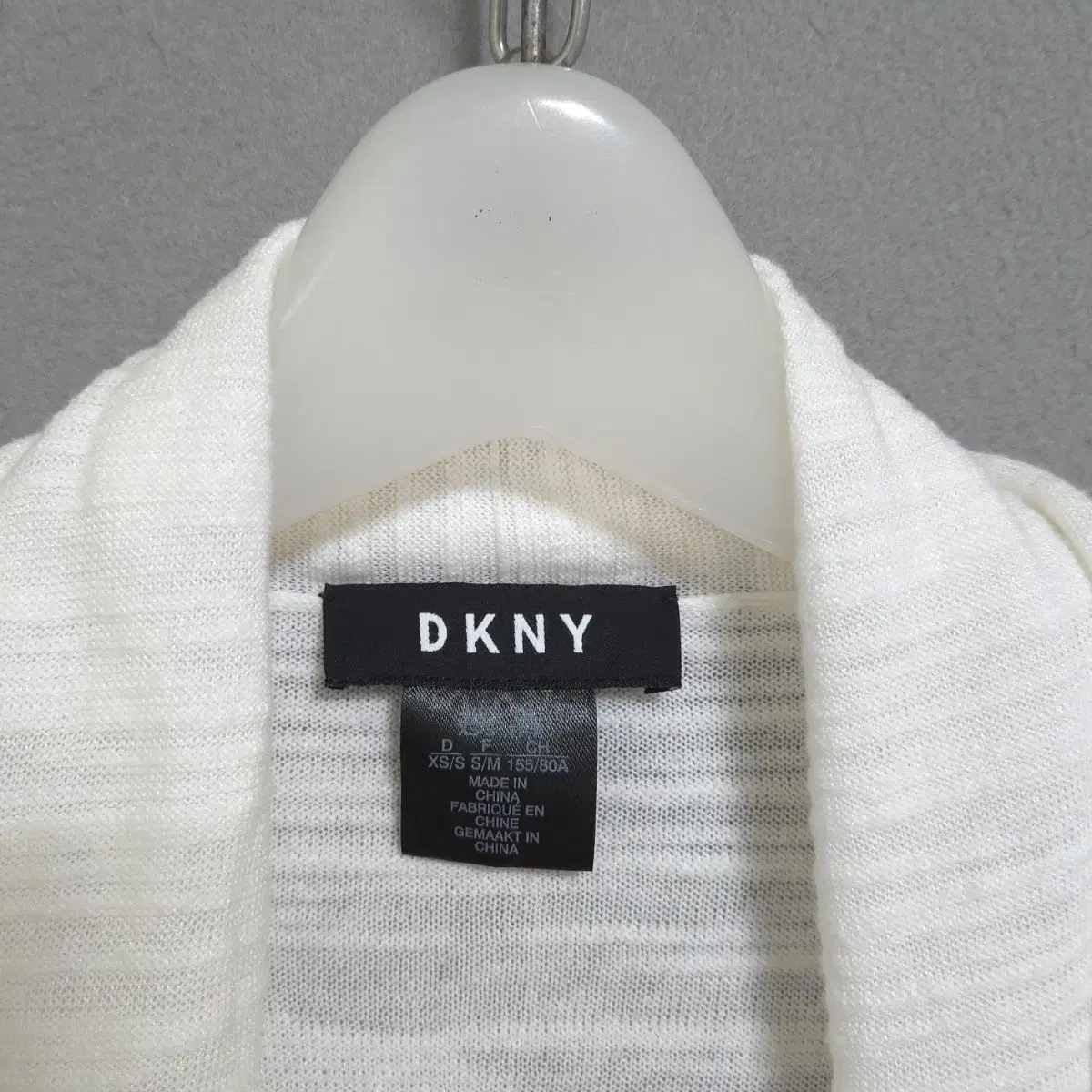 DKNY 흰색 가디건 55    n0663   애슐리상점