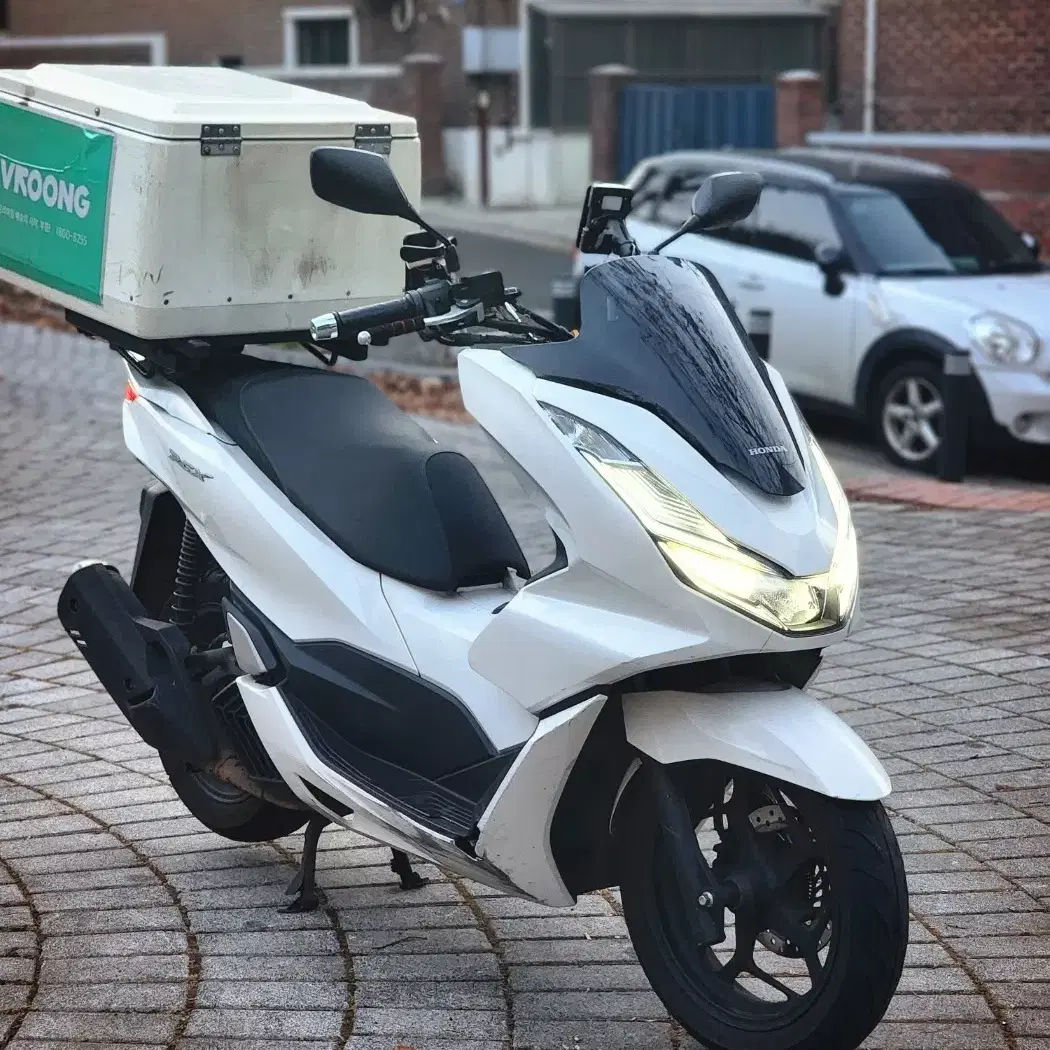 22년식 PCX125 ABS 배달세팅 팝니다