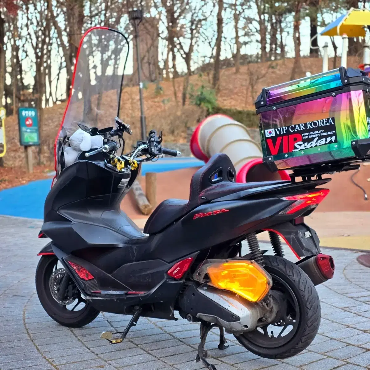 22년식 PCX125 ABS 미니큐브 풀튜닝 팝니다