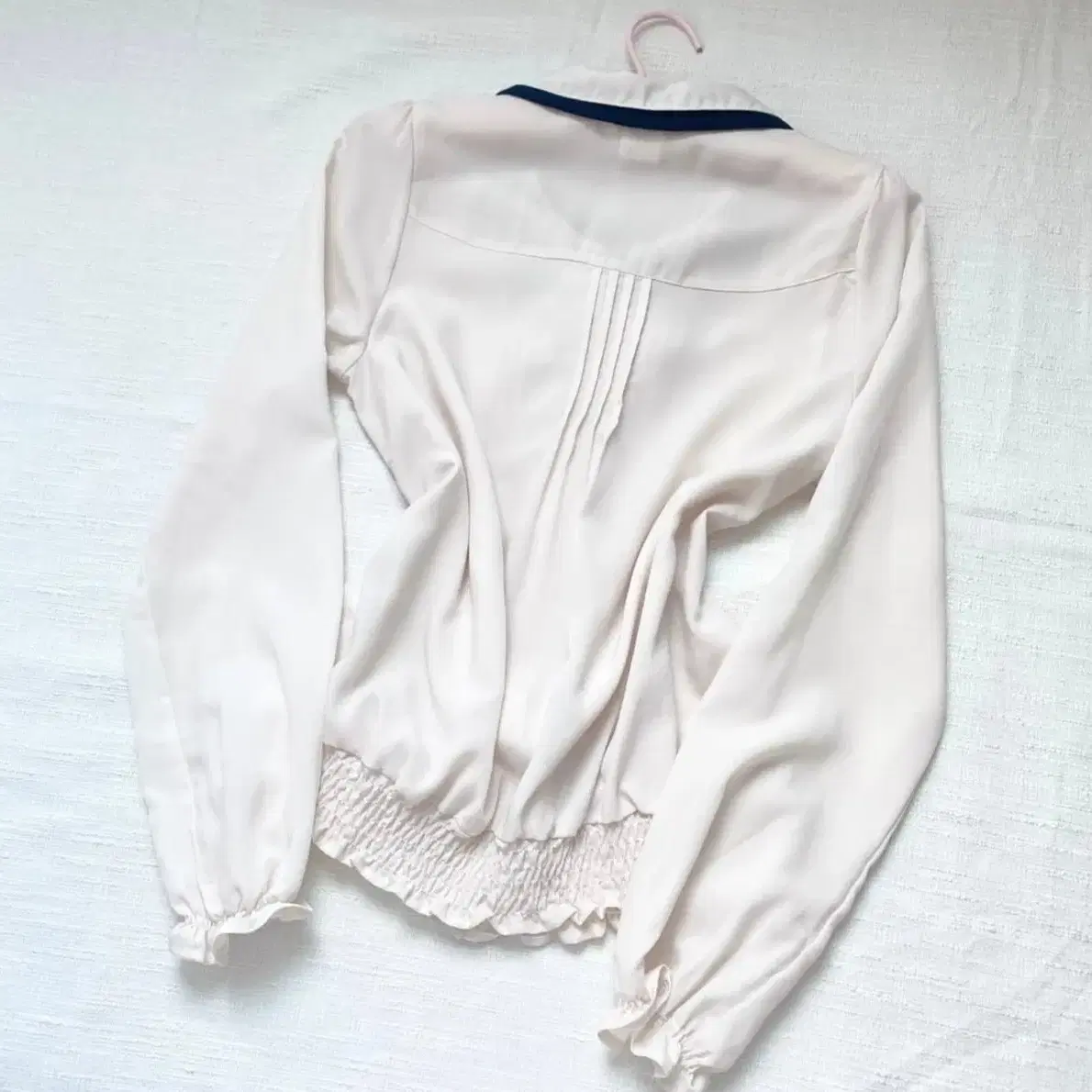 a.r.w mute cream ribbon blouse