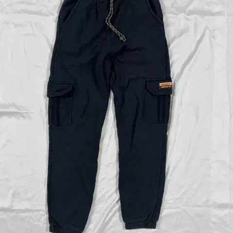 ADIDAS R.Y.V SWEATPANTS