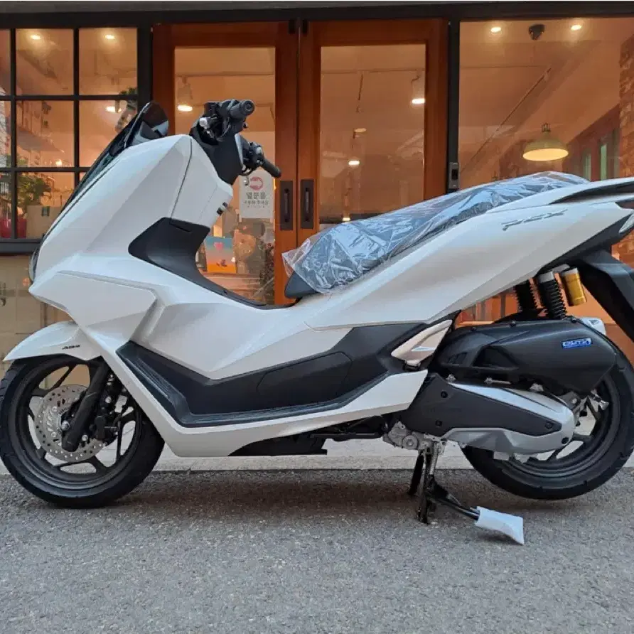 pcx125. R3 삽니다