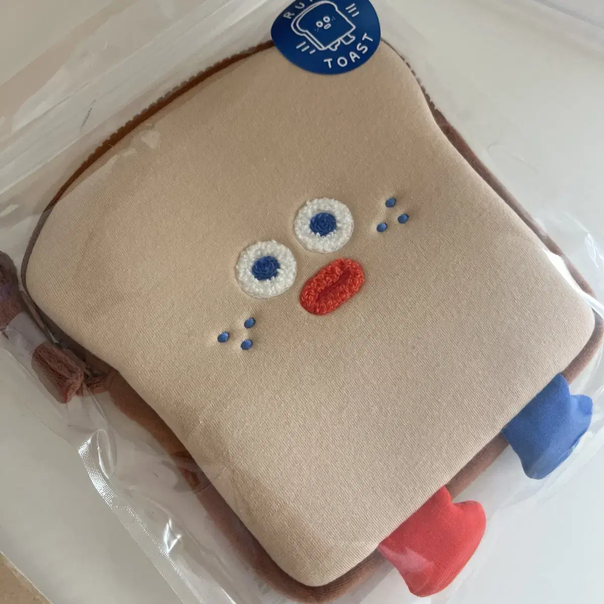 브런치 브라더 런토스트 파우치