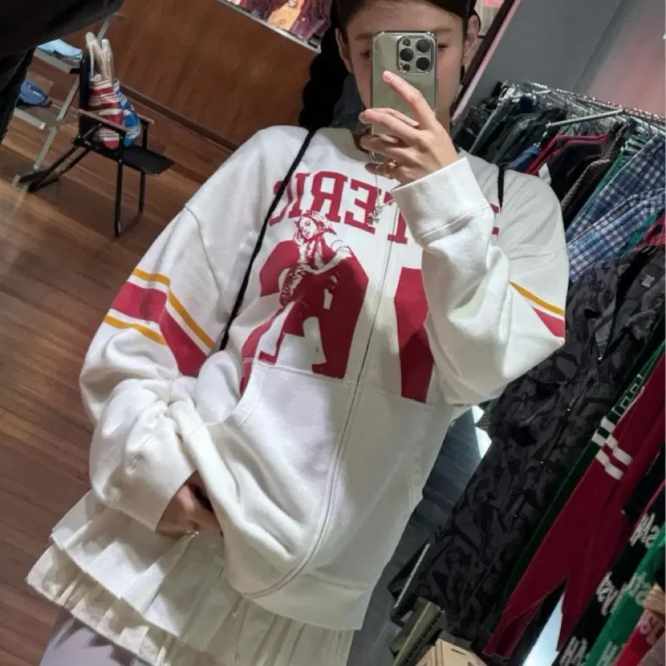 ジェニー着用！HYSオーバーサイズジャンパー【HYSTERIC 76】白 ジェニー着用！HYSオーバーサイズジャンパー【HYSTERIC 76】白