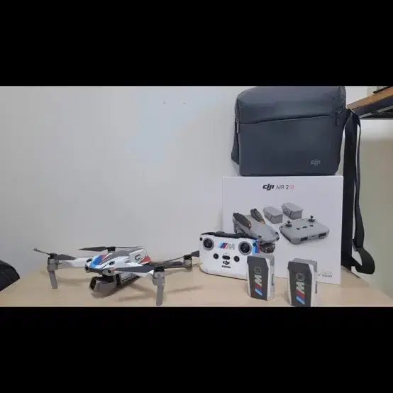 DJI AIR2s(에어2s)플라이모어콤보