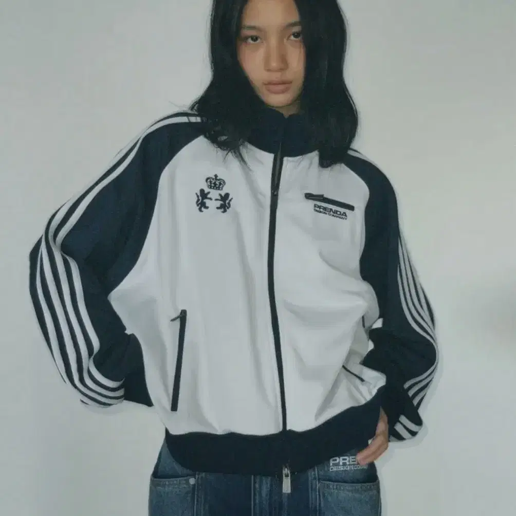 프렌다 RAGLAN TRACK JERSEY JACKET 판매합니다!