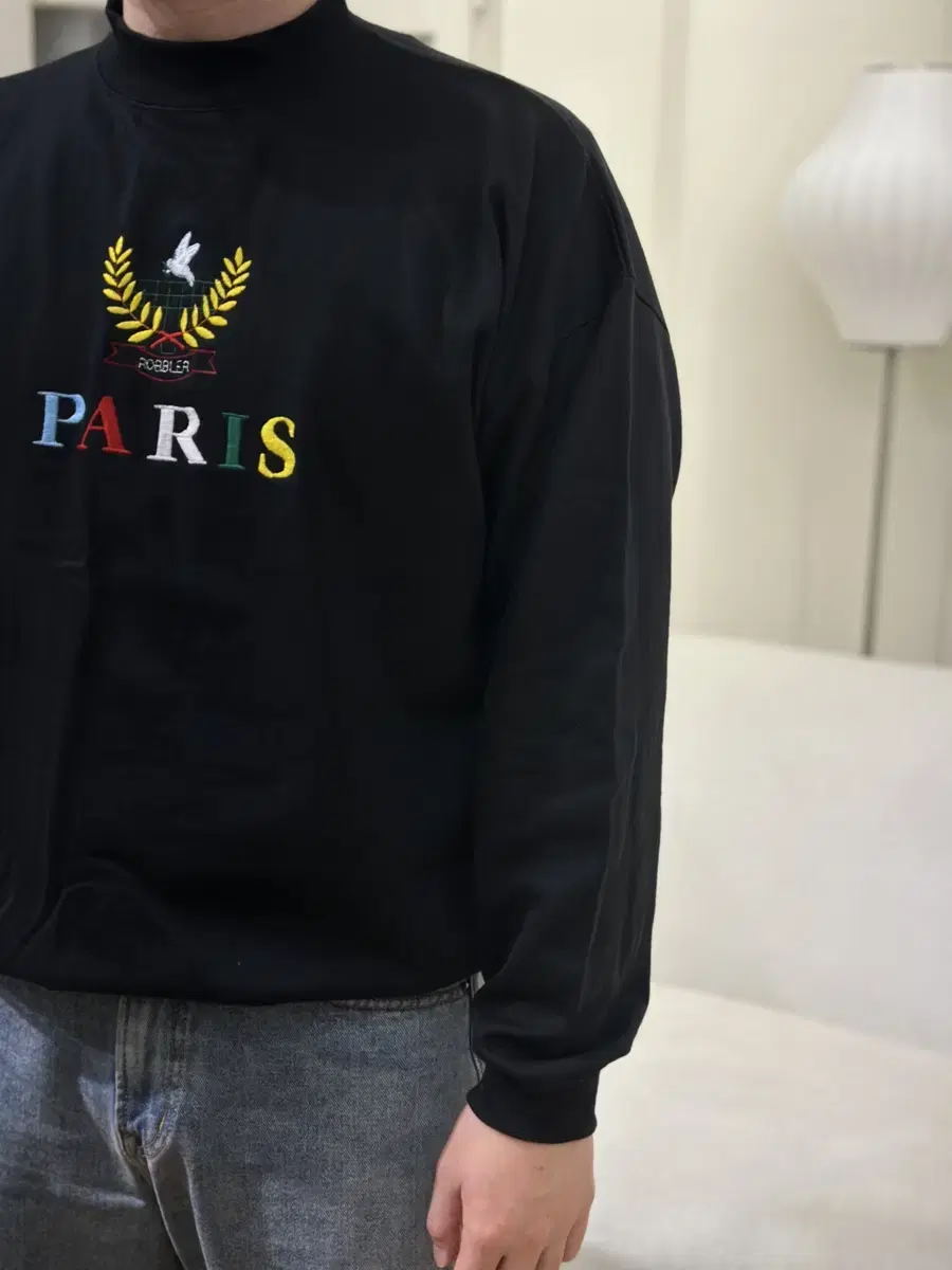 [XL] PARIS 블랙 맨투맨 France made