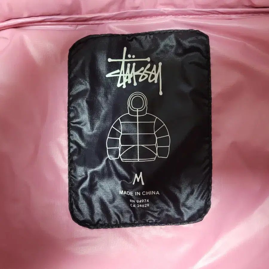 stussy  립스탑 파카 패딩 블랙/핑크 m사이즈