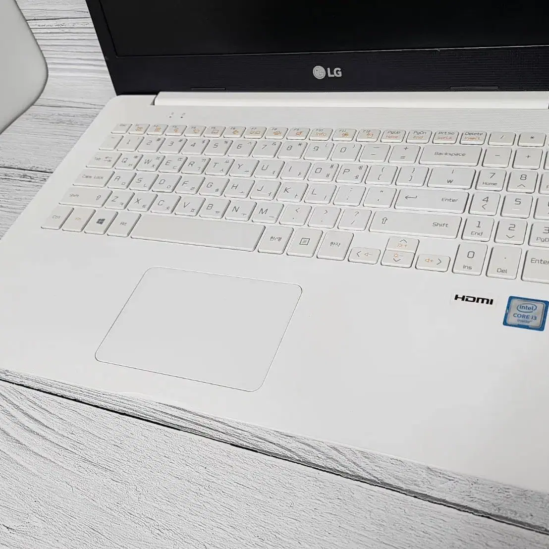 LG 15U560_i3 6100u 노트북 판매합니다.