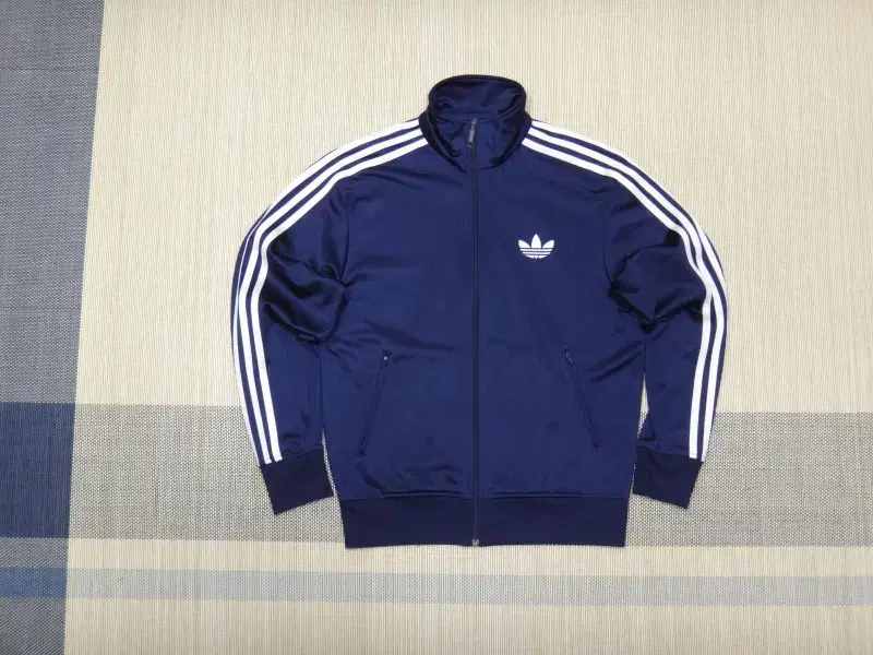 (100) Adidas Firebird Track Top X41207