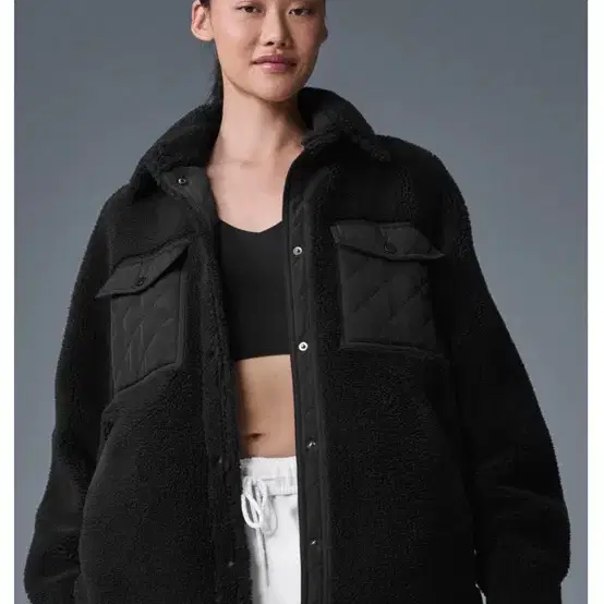 Alo 알로 요가 셰르파 오버핏 자켓 Sherpa edge jacket