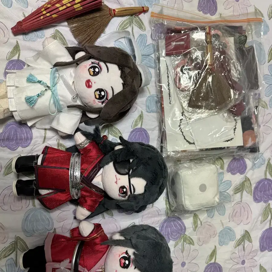 천관사복 사련, 삼랑, 화성 20cm 미니돌+사련 의상 2개