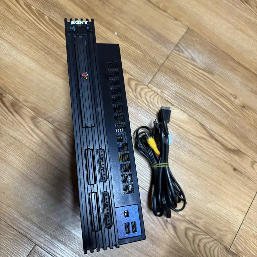 플스2 PS2 (SCPH-30005) 본체만 판매합니다