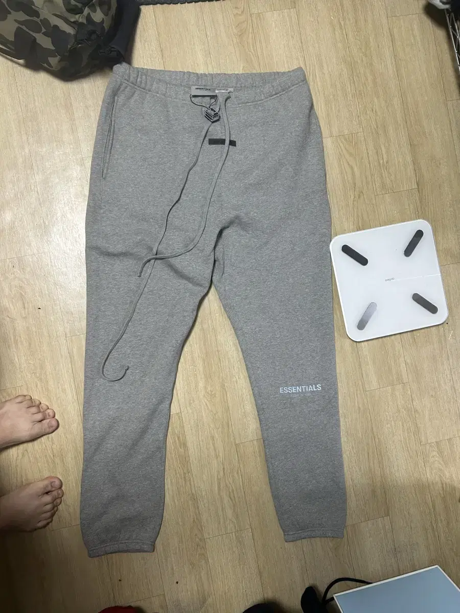 P.O.GOT ESSENTIAL CORE COLLECTION Sweatpants XL (New Item)