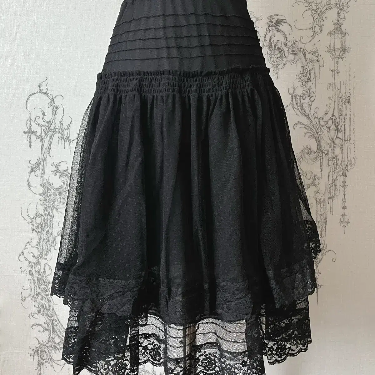 see-through layered lace skirt