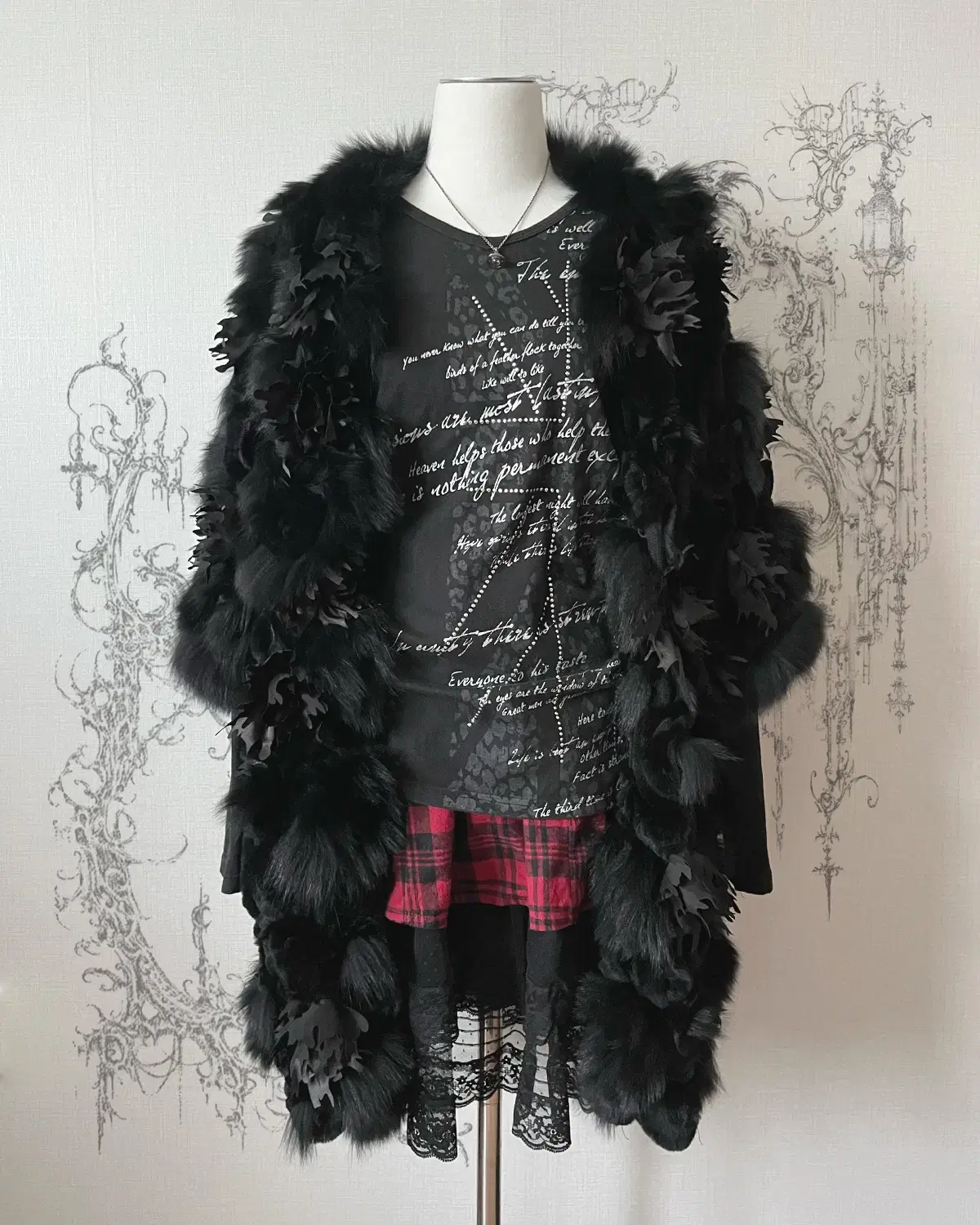 raven fur jaket