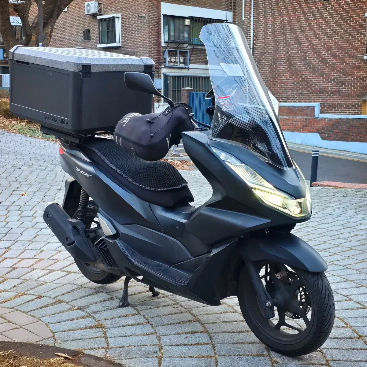 21년식 PCX125 블랙 배달세팅 팝니다