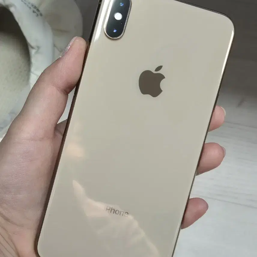 아이폰 Xs max 골드 64g 팔아요