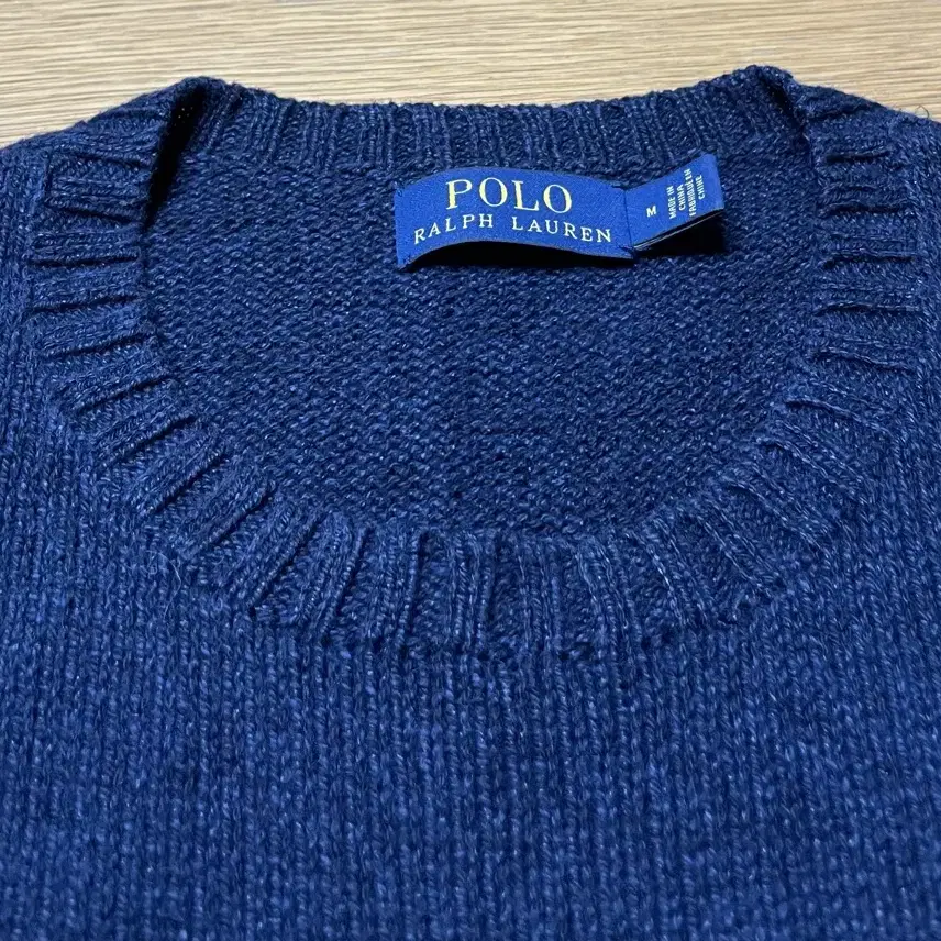 폴로 polo 베어 니트