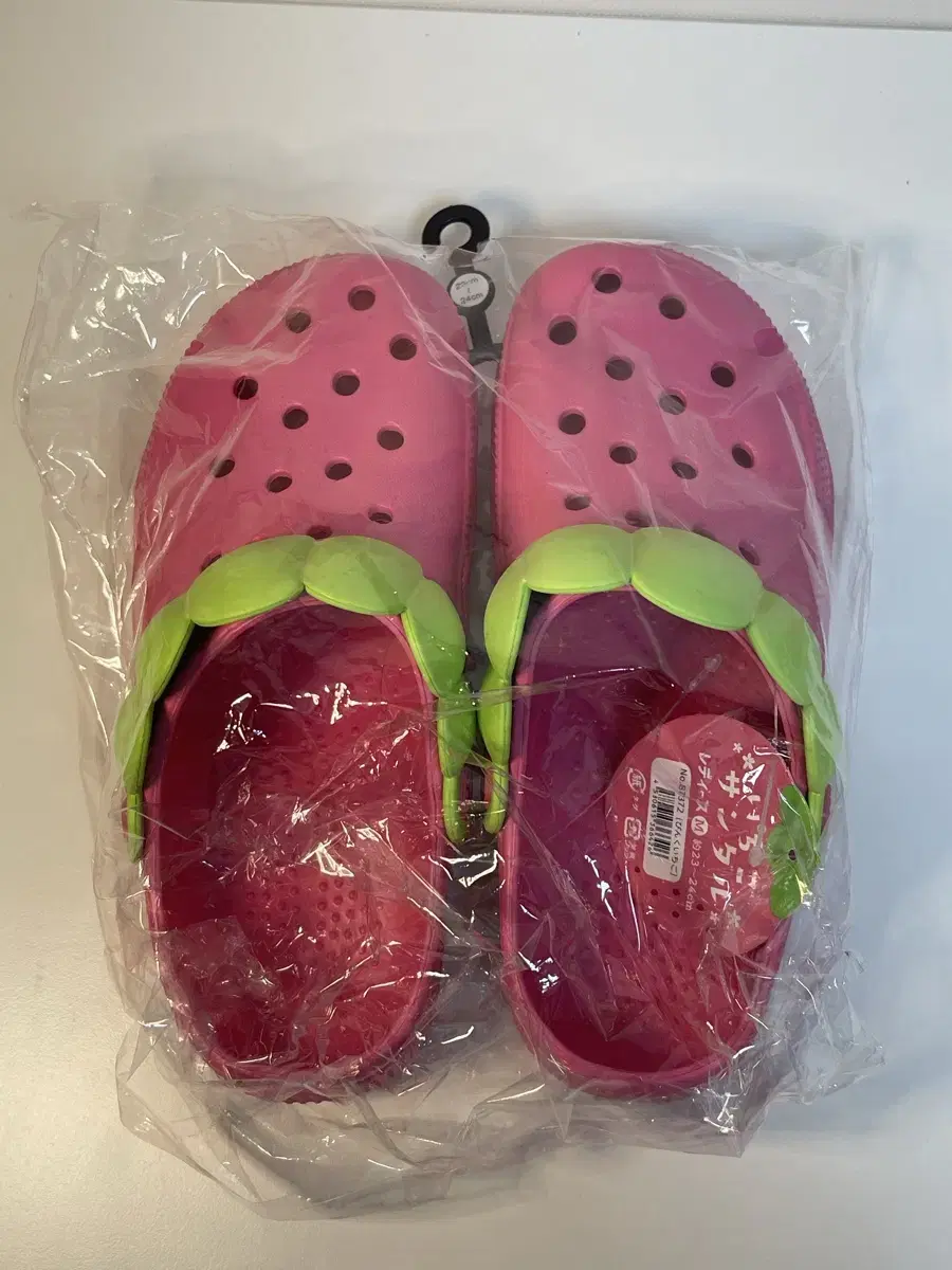 Japanese IchiGo Shoes