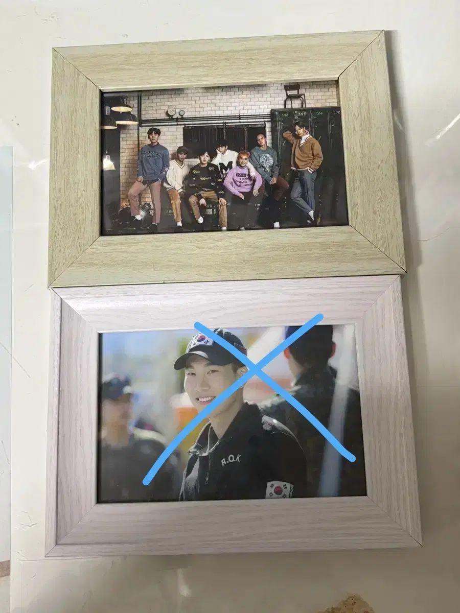 BTOB photo wall hanging frame