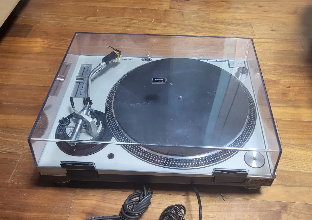 Technics SL-1200MK3D 턴테이블