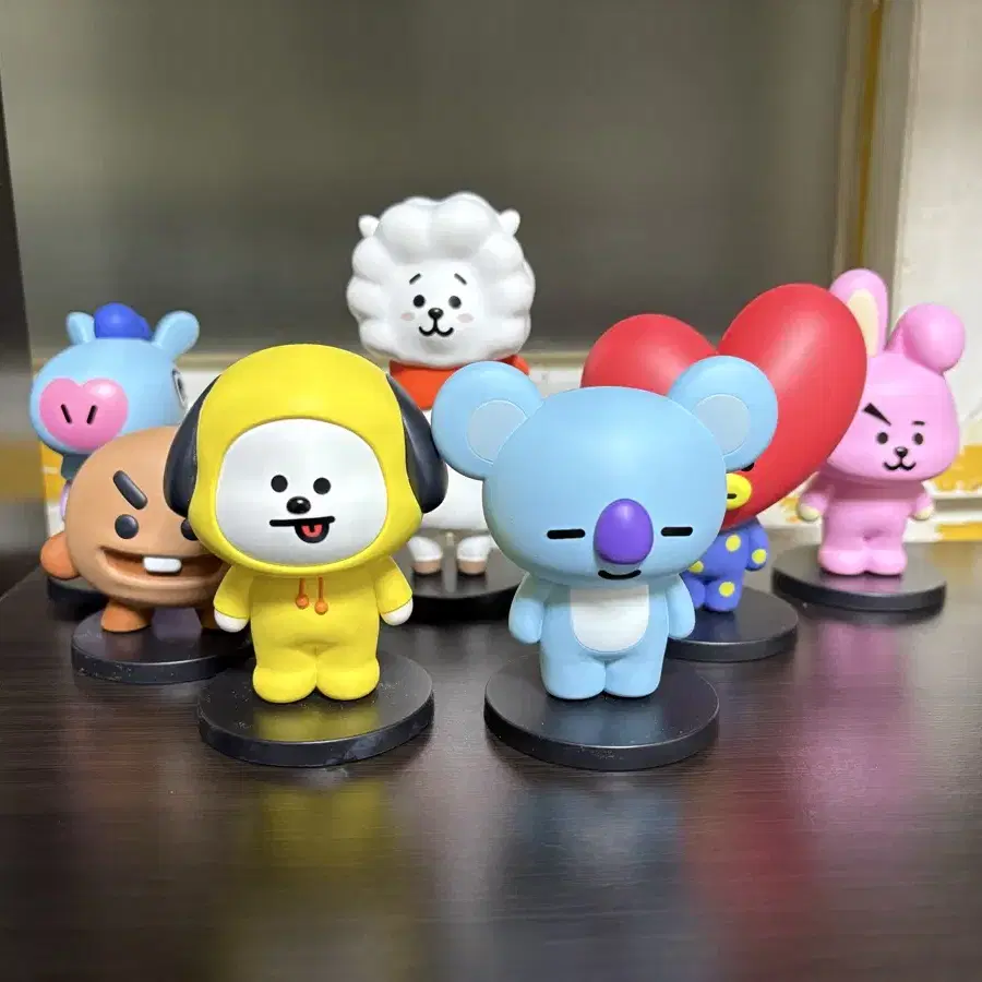 방탄 BT21 피규어 세트 판매합니다