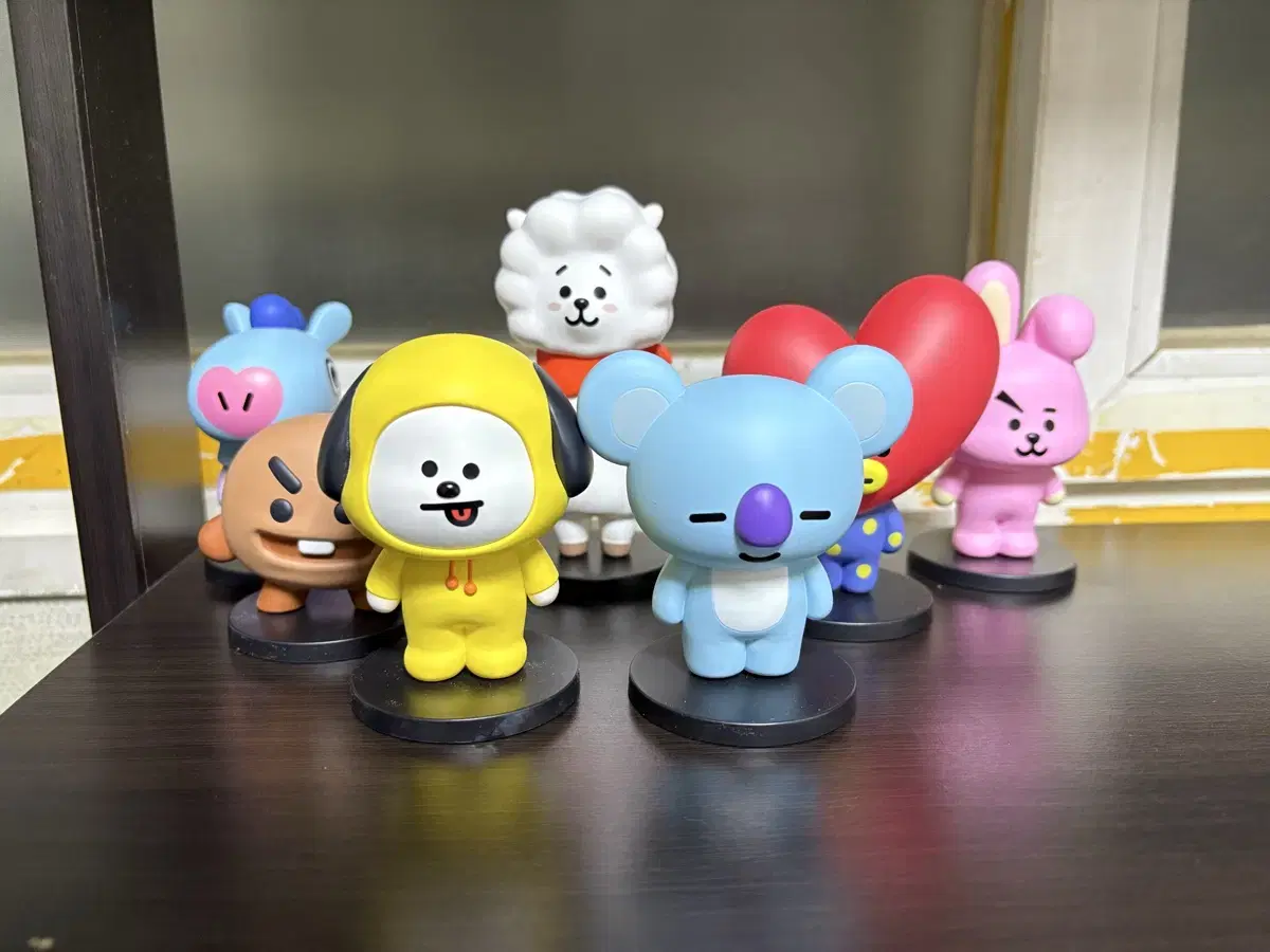 방탄 BT21 피규어 세트 판매합니다