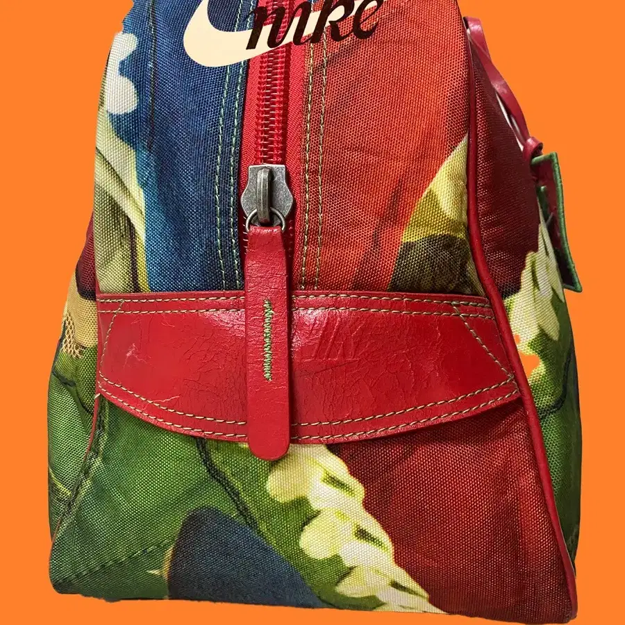 NIKE HAUTE COLLECTION BAG