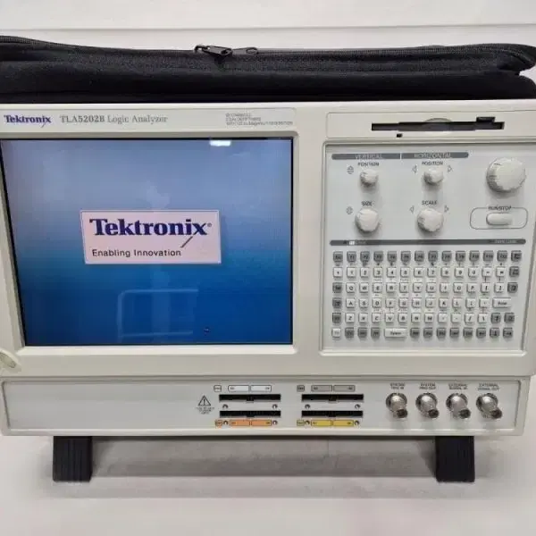 Tektronix TLA5202B Logic Analyzer 로직 분석기