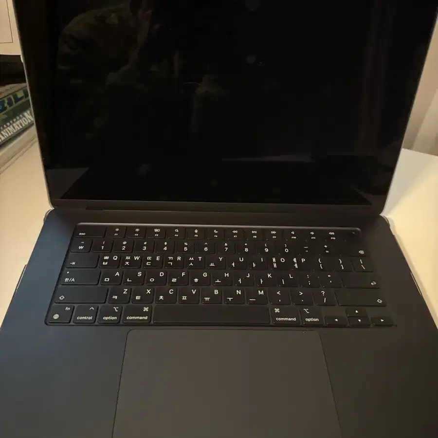 맥북 에어 15인치 M3 (16GB RAM / 512GB SSD)