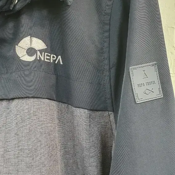 NEPA 여성 바람막이 M