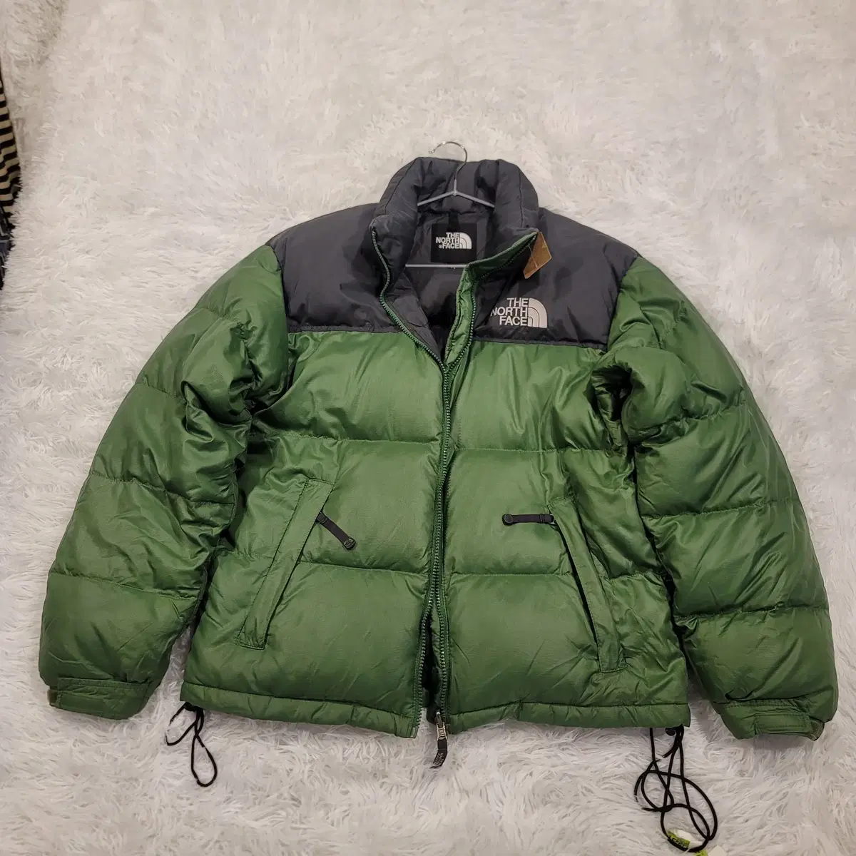 (NORTHFACE)노스페이스 패딩 56*72