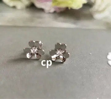 플라워 귀걸이 미니 플라티나 코팅