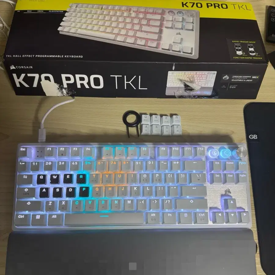 커세어 K70 PRO TKL MGX