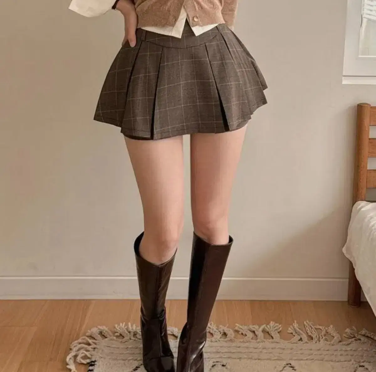 Ablee Check Pleated A-line Skirt Skirt Pants Shorts Brown