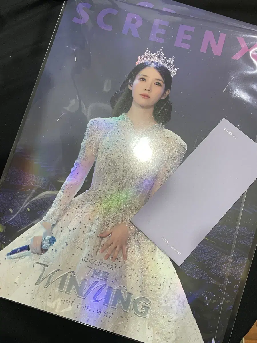 [아이유 콘서트 더 위닝]  스크린x 포스터