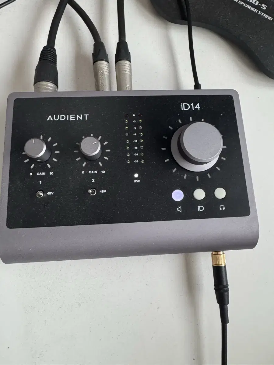 Audient ID14