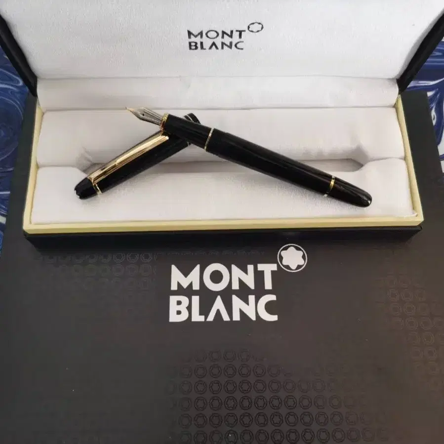 Montblanc 몽블랑 블랙골드 만년필 S