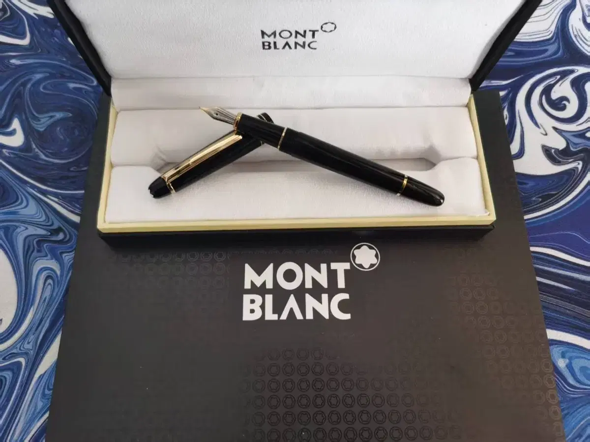 Montblanc 몽블랑 블랙골드 만년필 S